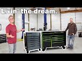 He built this shop in his backyard  shop  toolbox tour