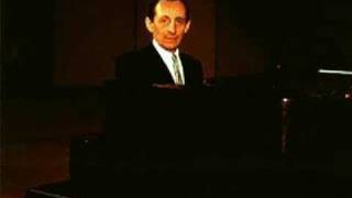 Horowitz plays Liszt-Horowitz: Hungarian Rhapsody No. 2