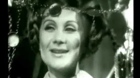 VALI NICULESCU -Soprano-