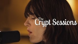 Miniatura de vídeo de "Sarah Blasko - An Arrow // The Crypt Sessions"