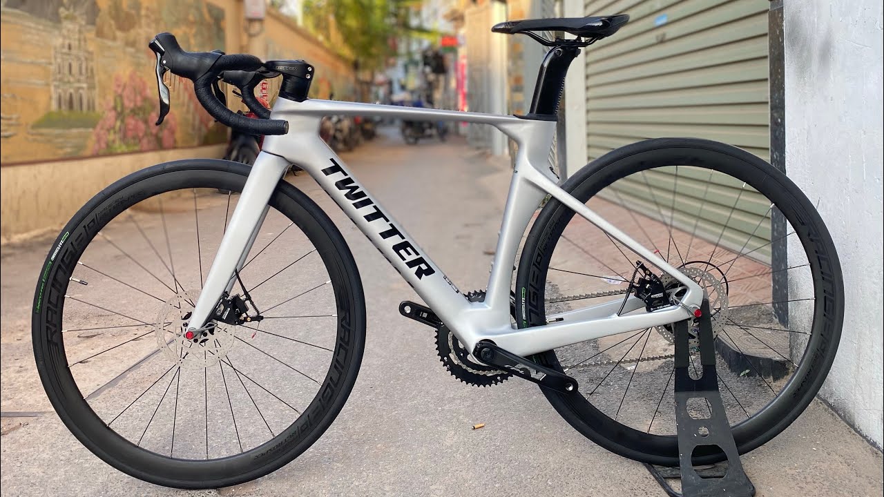 Twitter R10 Modified Twitter r10 2024 phanh đĩa dầu ghi đông carbon liền 🛠️ #hemxeeobi #sđt ...