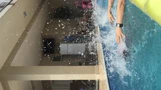 Primeiro Pulo Na Piscina