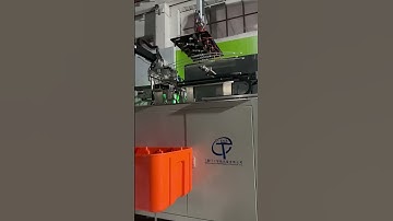 Fully Automatic Plastic Bucket Handle Inserting Machine