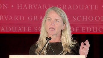 Meredith Rowe | Orientation 2019 | Faculty 8x8