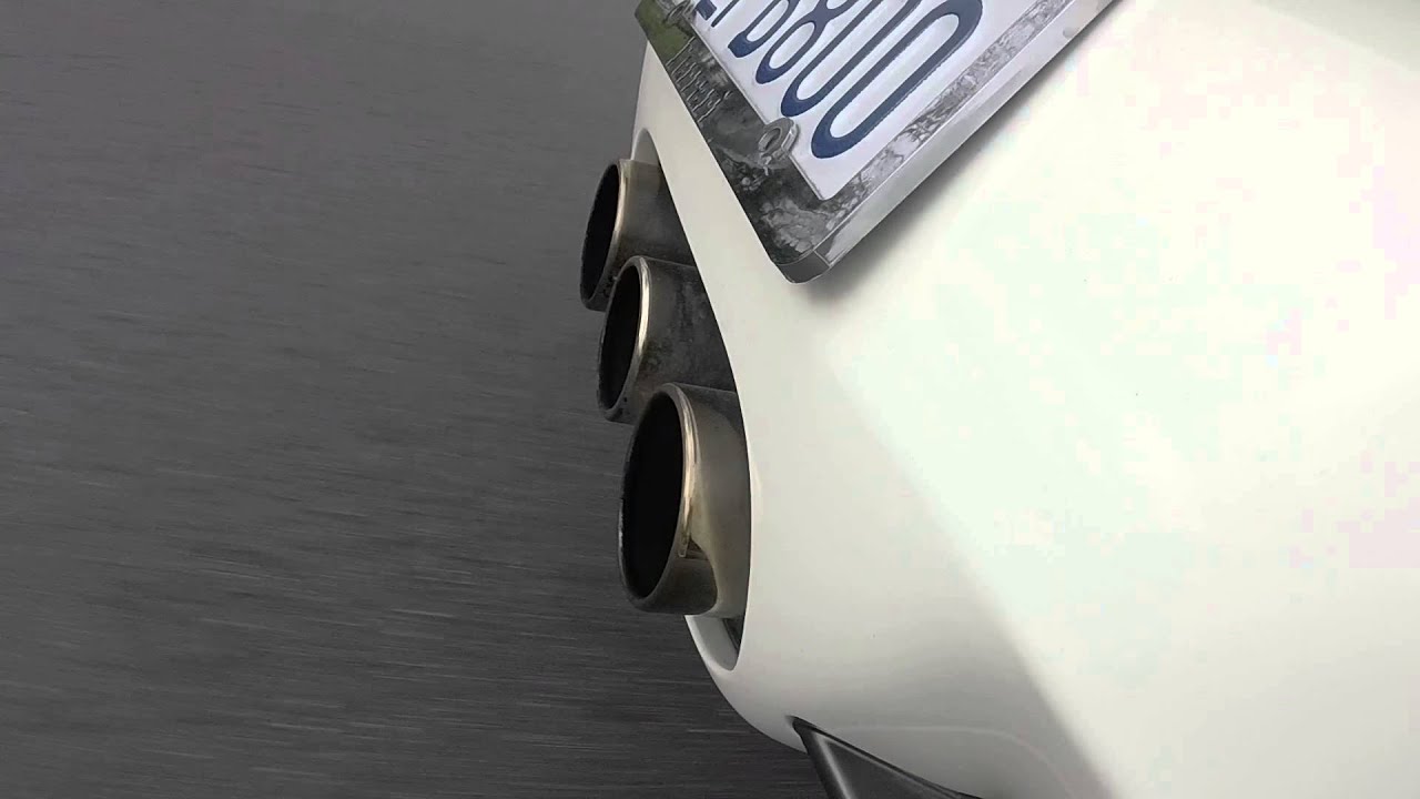 Ferrari 458 Italia exhaust valves opening