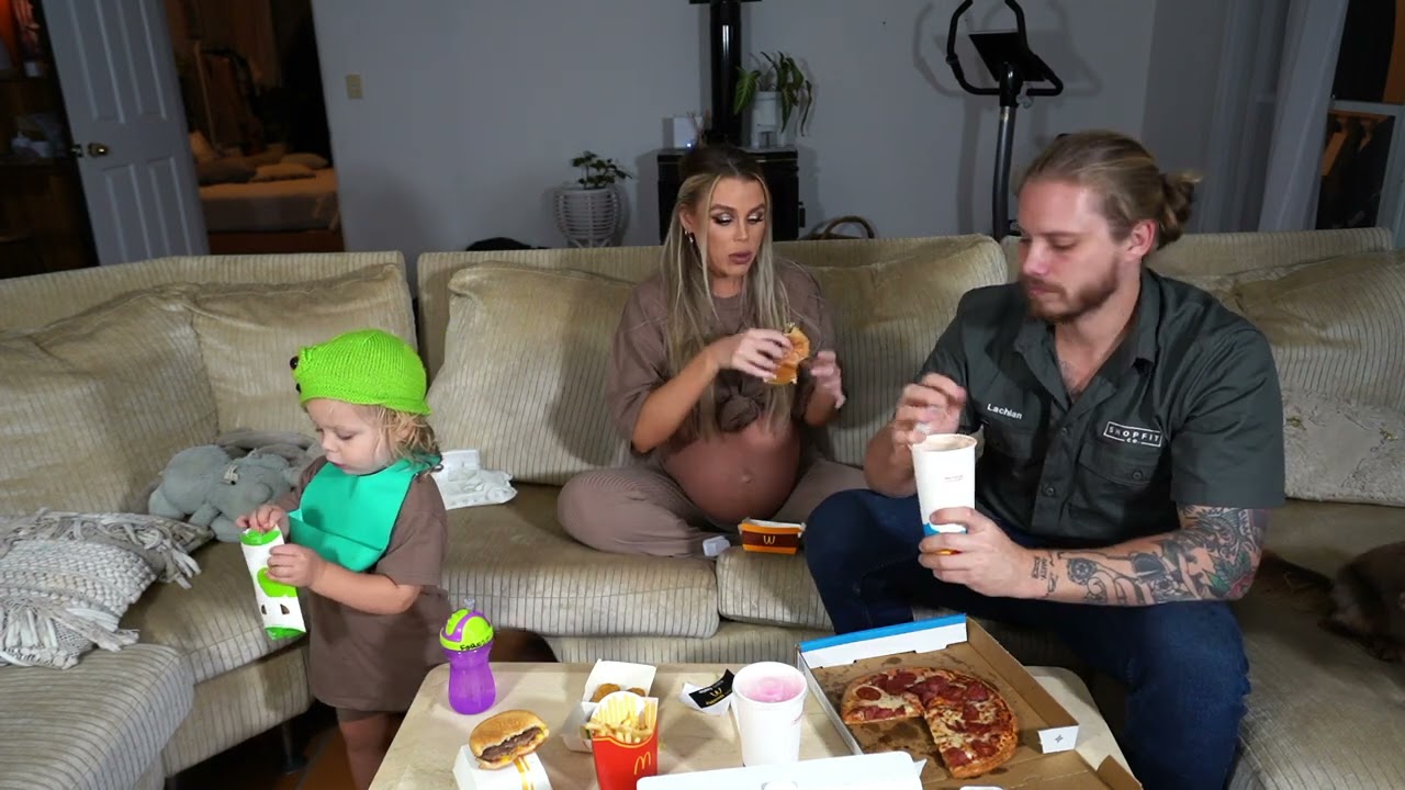 FAMILY MUKBANG | Are Lachy And I Together?