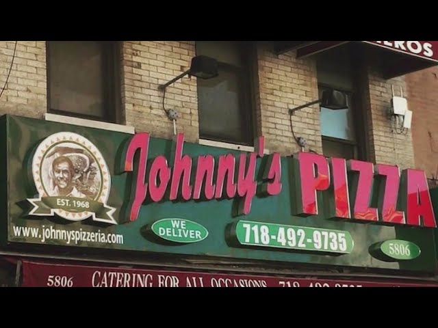 Johnny S Pizzeria In Sunset Park Closing After 56 Years