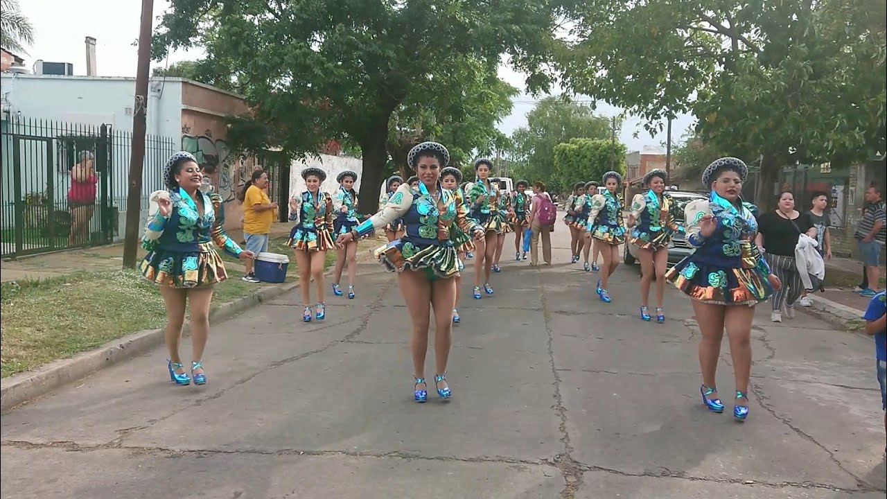 EL CICLÓN DE BURZACO 2022 CAPORALES VIRGEN DE URKUPIÑA DE LUIS GUILLÓN 💙💚#folklore#bolivia#caporales