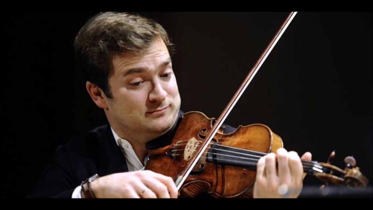 Скрипка на французском. Рено Капюсон скрипка. Renaud Capuçon скрипач. Готье Капюсон. Бетховен со скрипкой.