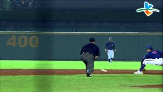 20130902 18U 中華台北VS加拿大 4下 林立精采反手接球 封殺二壘跑者