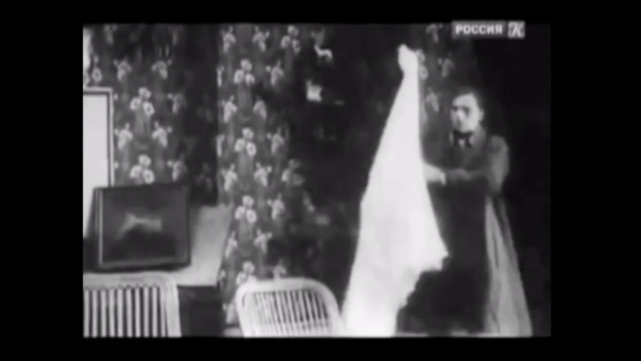 Женщины закованные в колодки