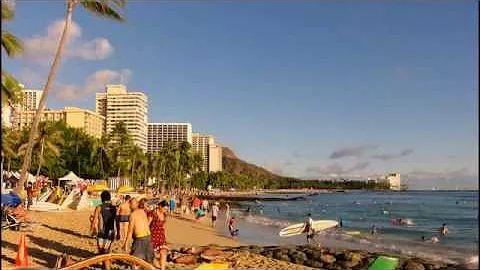 Kuhio Beach Park - kuhio beach park hula mound - kuhio beach park parking