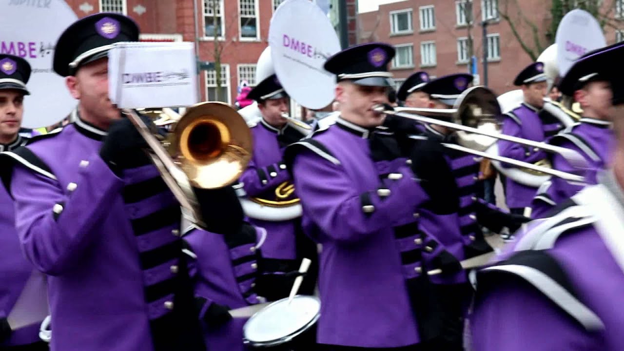 DMBE carnavaloptocht Brammelerstraat