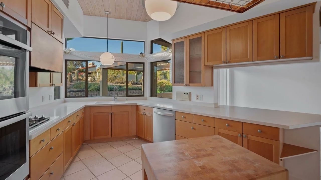 8418 Dog Leg Drive, Carefree, AZ 85377