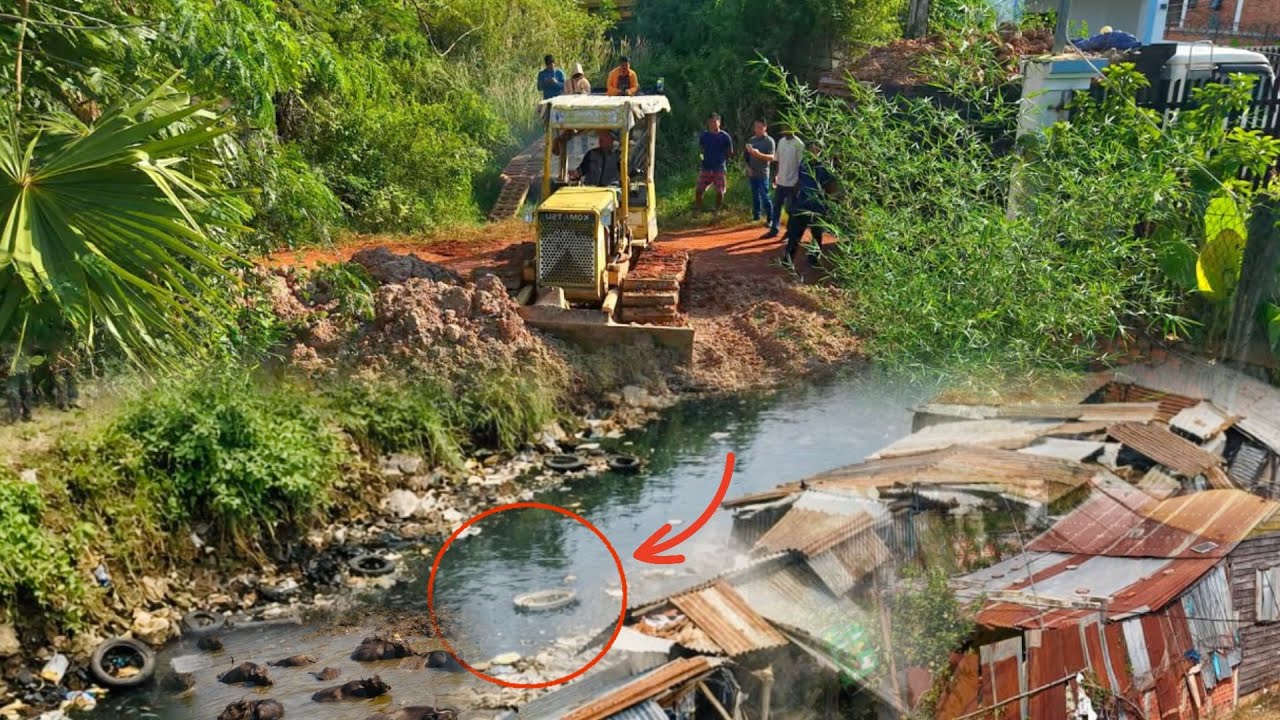 +Great new project!! Complete 100% clearing, pushing soil, garbage in water the houses by Bulldozer