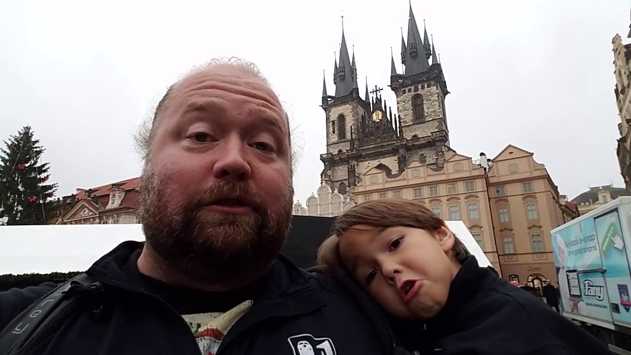 Getting Ripped Off & Greetings from Prague – How We Travel