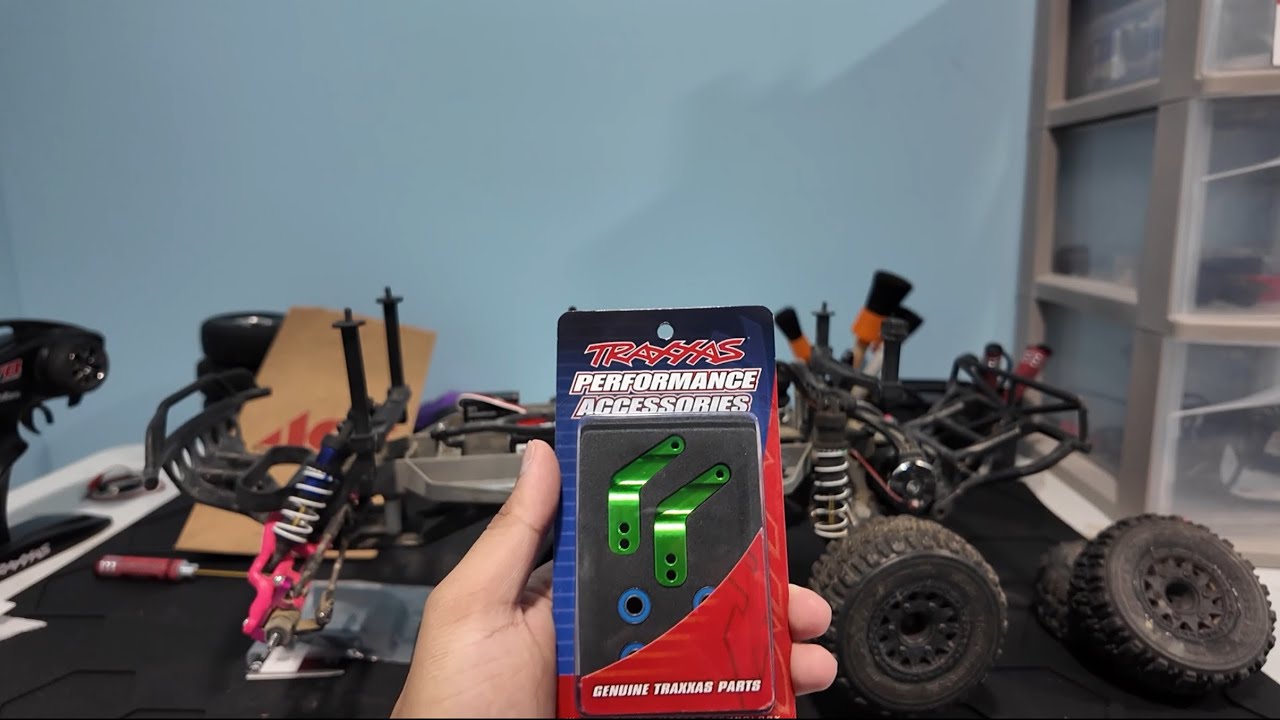 Slash 2WD Aluminum Axle Carrier Upgrade 