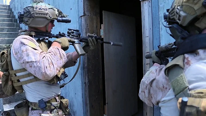 Recon Marines Conduct House Clearing Drills