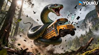 😱🐍🚌 Massive Serpent Hurls School Bus High Into the Air!| Snake 3 | YOUKU MONSTER MOVIE