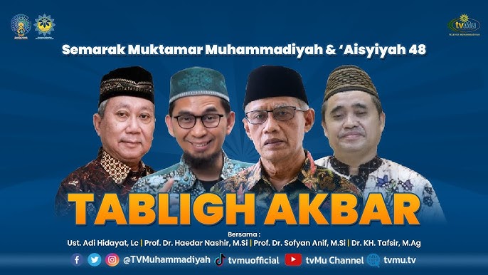 Shaxsiy jinsiy aloqa yozuvlarini tomosha qiling Hovuzda jamoat joylarida jinsiy aloqa