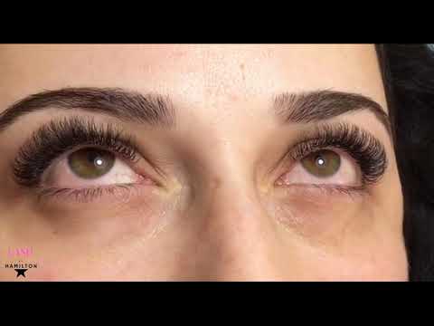 2D წამწამები ჰამილტონ ლაშში.