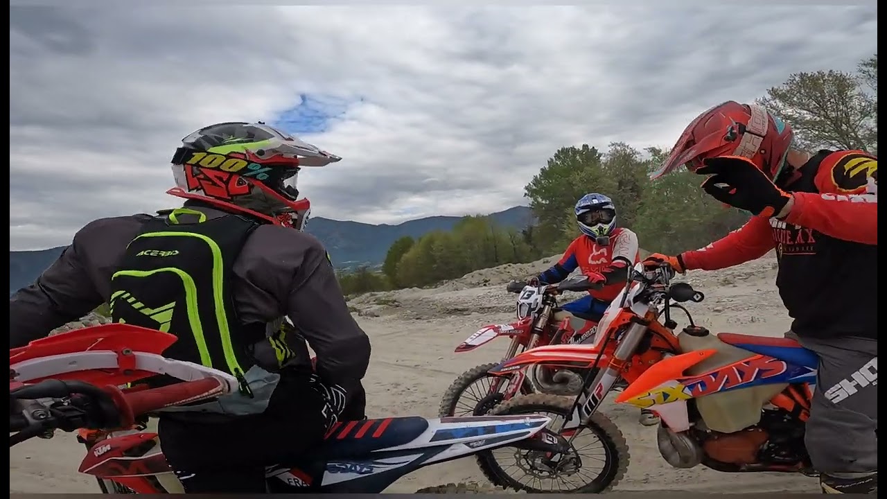 Enduro in Greece πάμε Βελβεντό!!!!