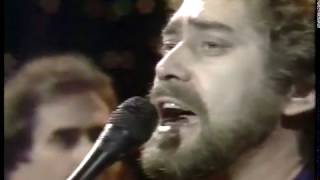 Music - 1983 - Earl Thomas Conley - Somewhere Between Right And Wrong