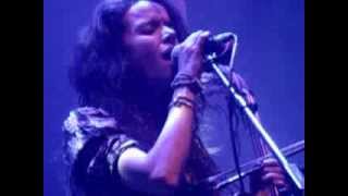 Múm - One Smile (Live @ Roundhouse, London, 08/11/13)