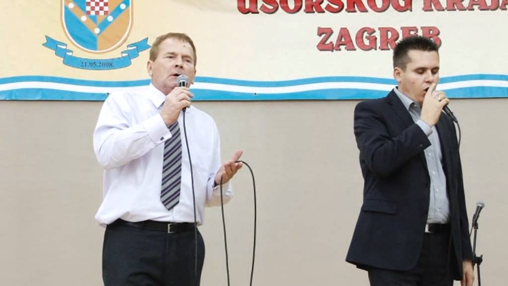 Petrović   Gavran   & Učio me otac stari  Usorsko Prelo 2011 - e Globus Zagreb by Zvonkoplehan