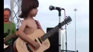 Lucciano Pizzichini 7 YEAR OLD GUITAR MASTER