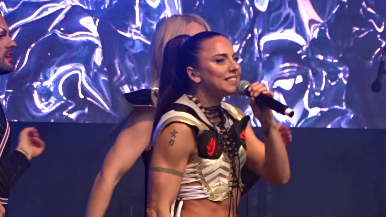 Melanie C Feat Sink The Pink