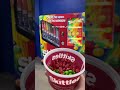アメリカのお菓子自販機が凄すぎた🍭🇺🇸 #アメリカ #アメリカ生活 #アメリカ留学 #留学