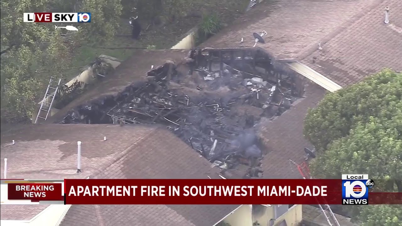 Crews respond to southwest Miami-Dade apartment fire - YouTube