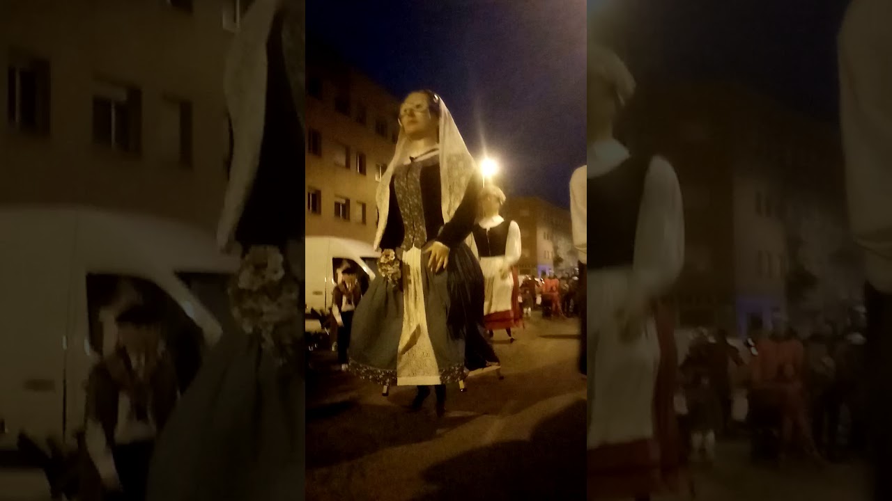 Gigantes de buztintxuri en el carnaval 2020
