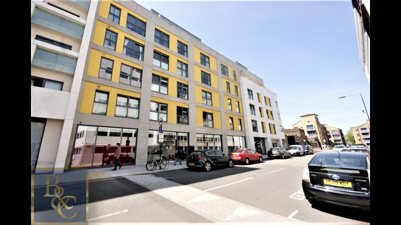 Large Studio flat available in the Lock House Development Oval Road London  NW1