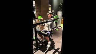 Lat Pull Down Iso-hold