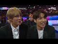 BTS Funny Moments Cách zai nhà quẩy tại lễ trao giải p1