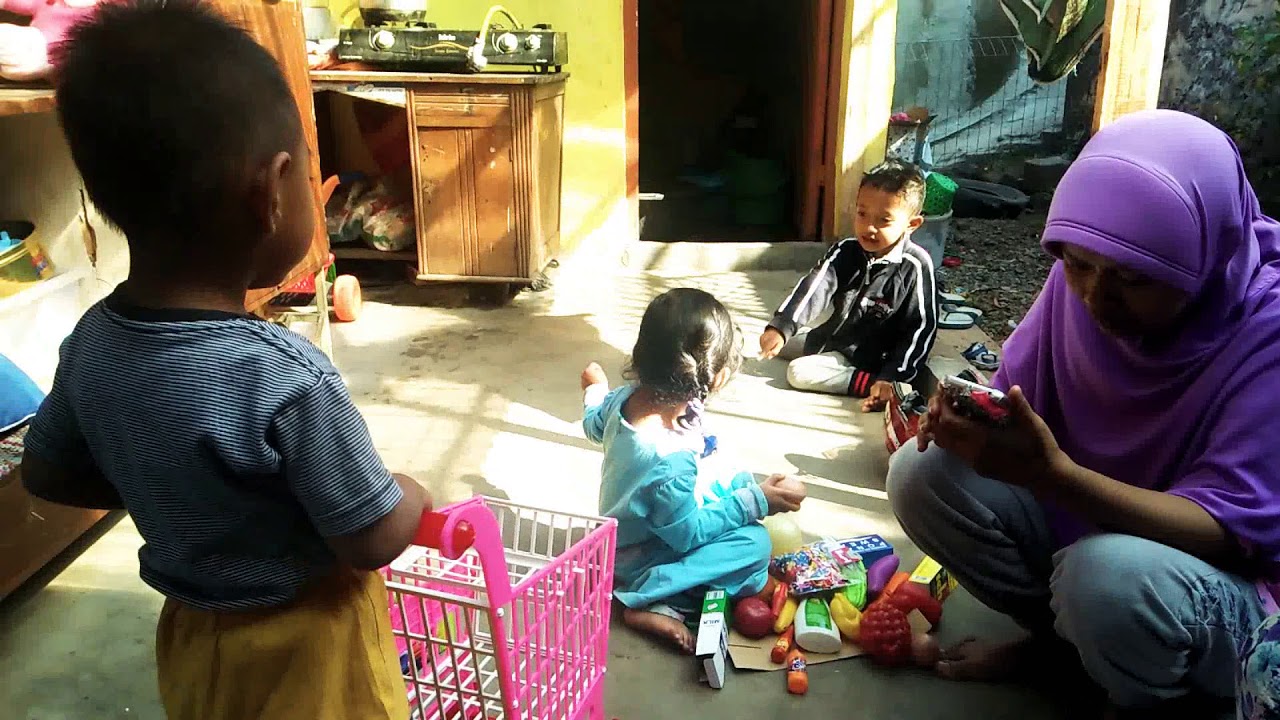 Satu hari sebelum di sunat - YouTube