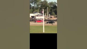 Mitsubishi Eclipse vs Pontiac G8 Spectator Race