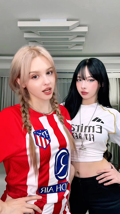 Sisters are all different in some way😂🖤 #sisters