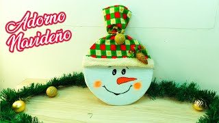 Muñeco de nieve con material reciclado