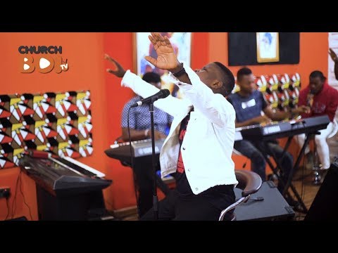 Tosin Bee Mo mo pe wa LiVE at WOSHIP CAFE