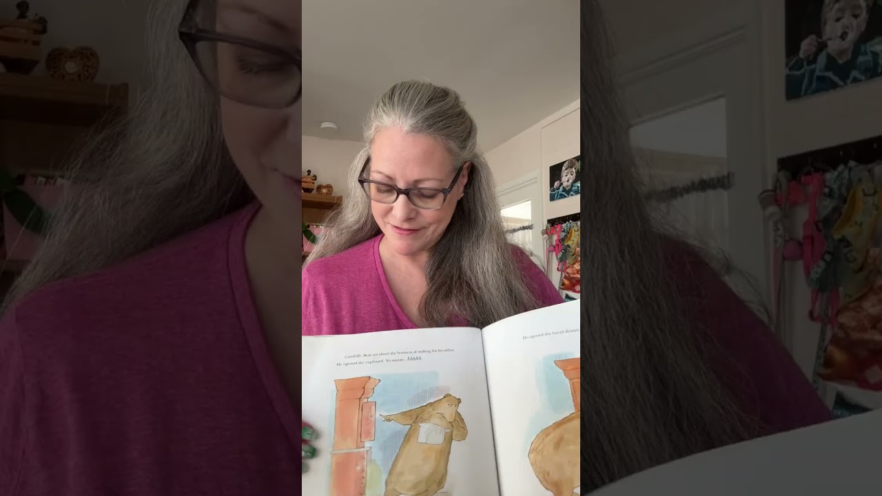 A Visitor For Bear by Bonny Becker 