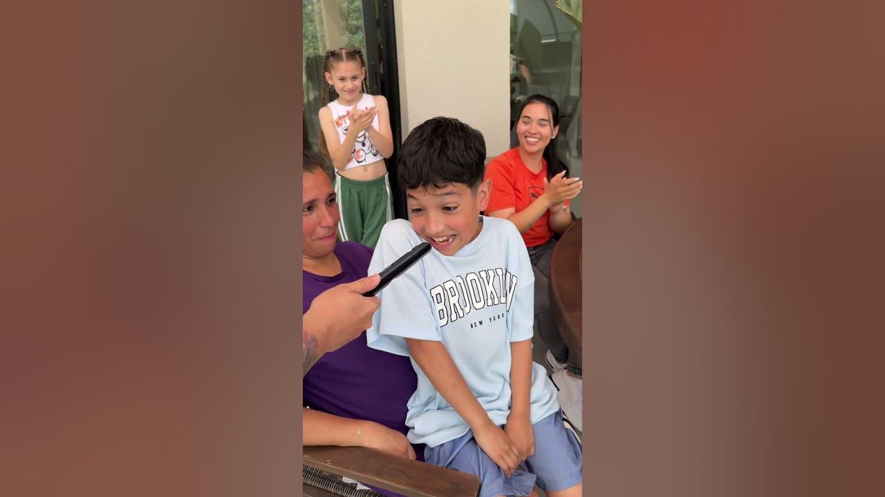MIRA COMO MUEVE LOS HOMBRITOS FELIPE π€£ MIRA COMO MUEVE LOS HOMBRITOS FELIPE π€£