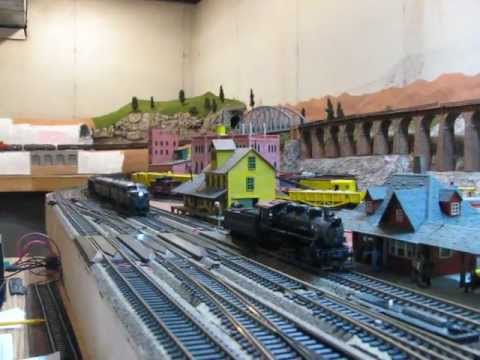 Running some PRR diesel power on my HO train layout. - YouTube