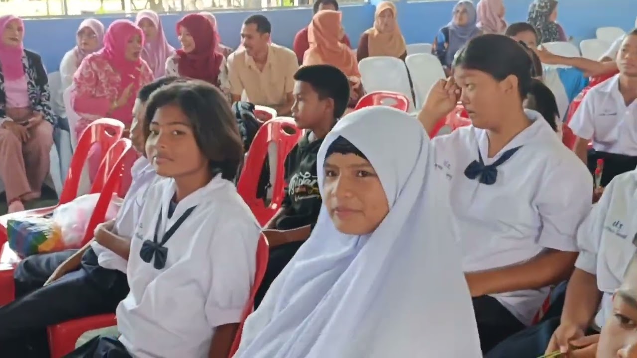 งานเกษียณอายุราชการครูเสรี อุโหยบและครูมาลัยวัลย์ เหมรา 30 ก.ย.2568