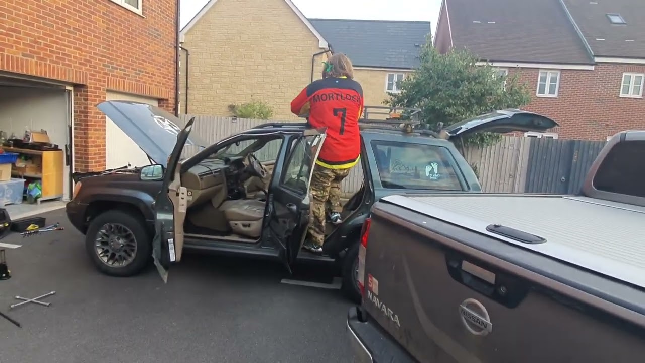 1st Descent of Guccio. 