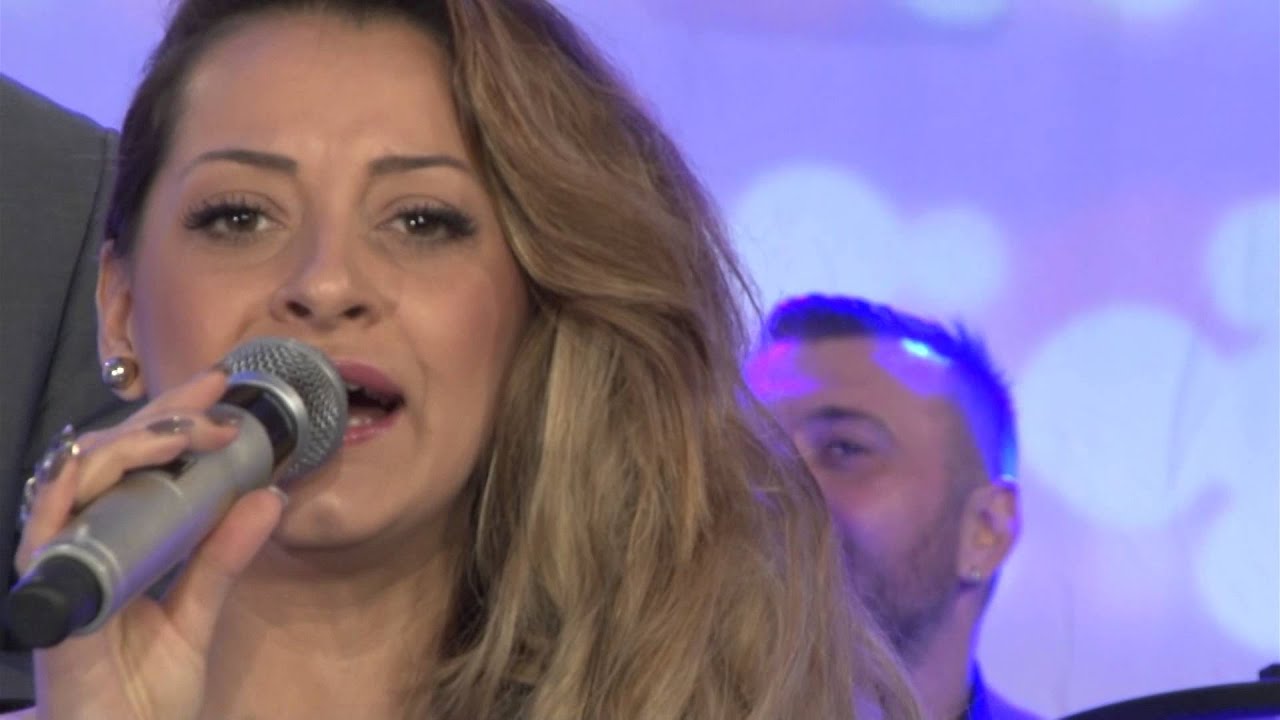 Pod javorot - Aneta i Grupa Molika Casa Ljubov Cover