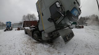 ВОЛЬВО/FH13👍/МЕНЯЕМ/ПОМПУ/и/РАСШИРИТЕЛЬНЫЙ/БАЧОК)