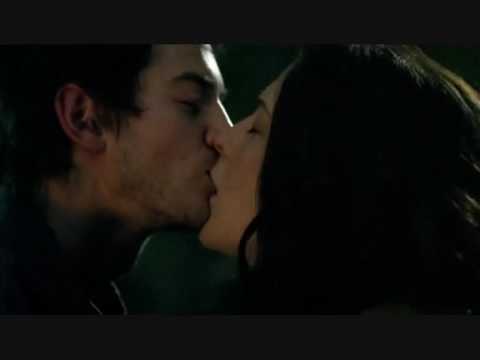 Legend Of The Seeker - Richard and Kahlan